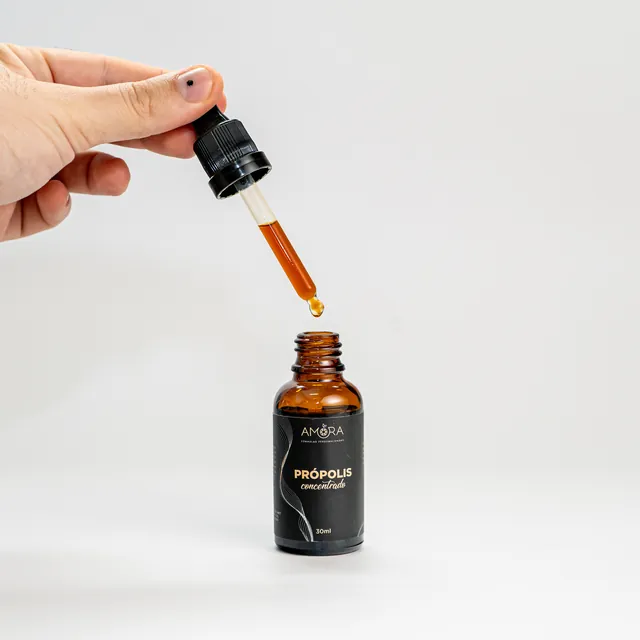 Própolis manipulada em gotas, com frasco conta-gotas